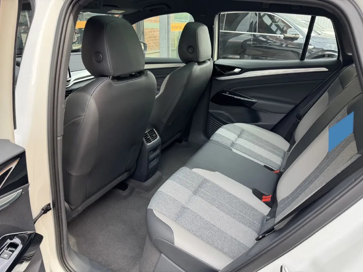 2025 Skoda Superb 2.0T 186HP L4 7DCT,autocango,china used car exporter,china ev exporter,chinese used car exporter,chinese used ev exporter