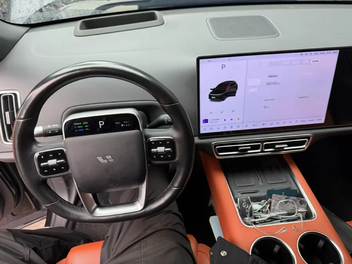 2024 Li L6 Range Extended 154HP L4 REEV 36.8KWH,autocango,china used car exporter,china ev exporter,chinese used car exporter,chinese used ev exporter