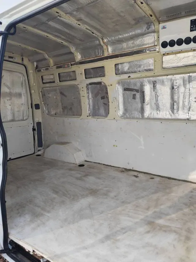 2023 MAXUS XinTu V80 2.0T 127HP L4 6MT,autocango,china used car exporter,china ev exporter,chinese used car exporter,chinese used ev exporter