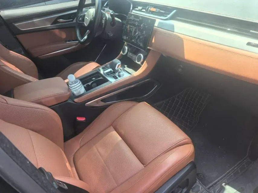 2024 Jaguar F-PACE 2.0T 250HP L4 8AT,autocango,china used car exporter,china ev exporter,chinese used car exporter,chinese used ev exporter