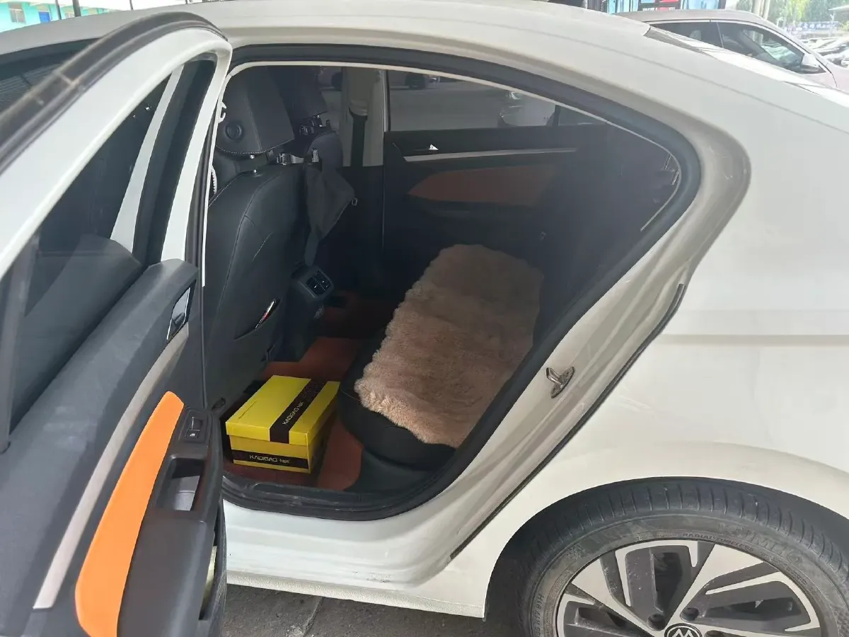 2023 Volkswagen Bora 1.2T 116HP L4 7DCT,autocango,china used car exporter,china ev exporter,chinese used car exporter,chinese used ev exporter