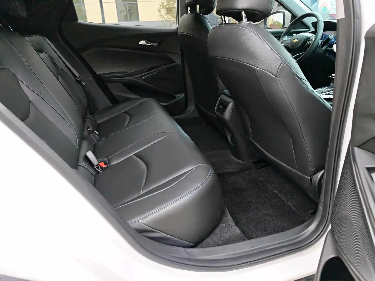 2022 Chevrolet Menlo BEV 61.1KWH,autocango,china used car exporter,china ev exporter,chinese used car exporter,chinese used ev exporter