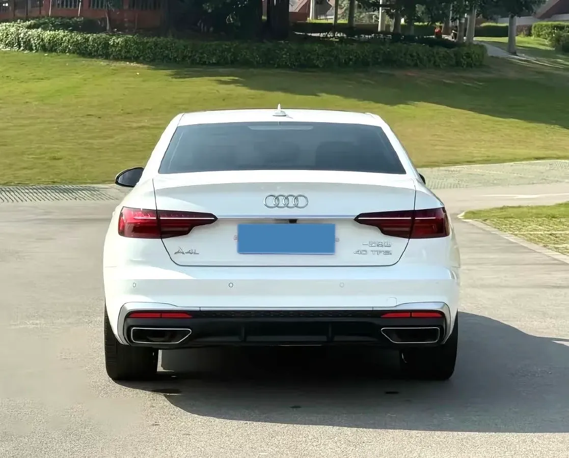 2020 Audi A4L 2.0T 190HP L4 7DCT,autocango,china used car exporter,china ev exporter,chinese used car exporter,chinese used ev exporter