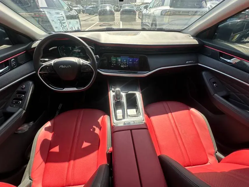 2021 DongFeng Aeolus YiXuan MAX 1.5T 190HP L4 7DCT,autocango,china used car exporter,china ev exporter,chinese used car exporter,chinese used ev exporter