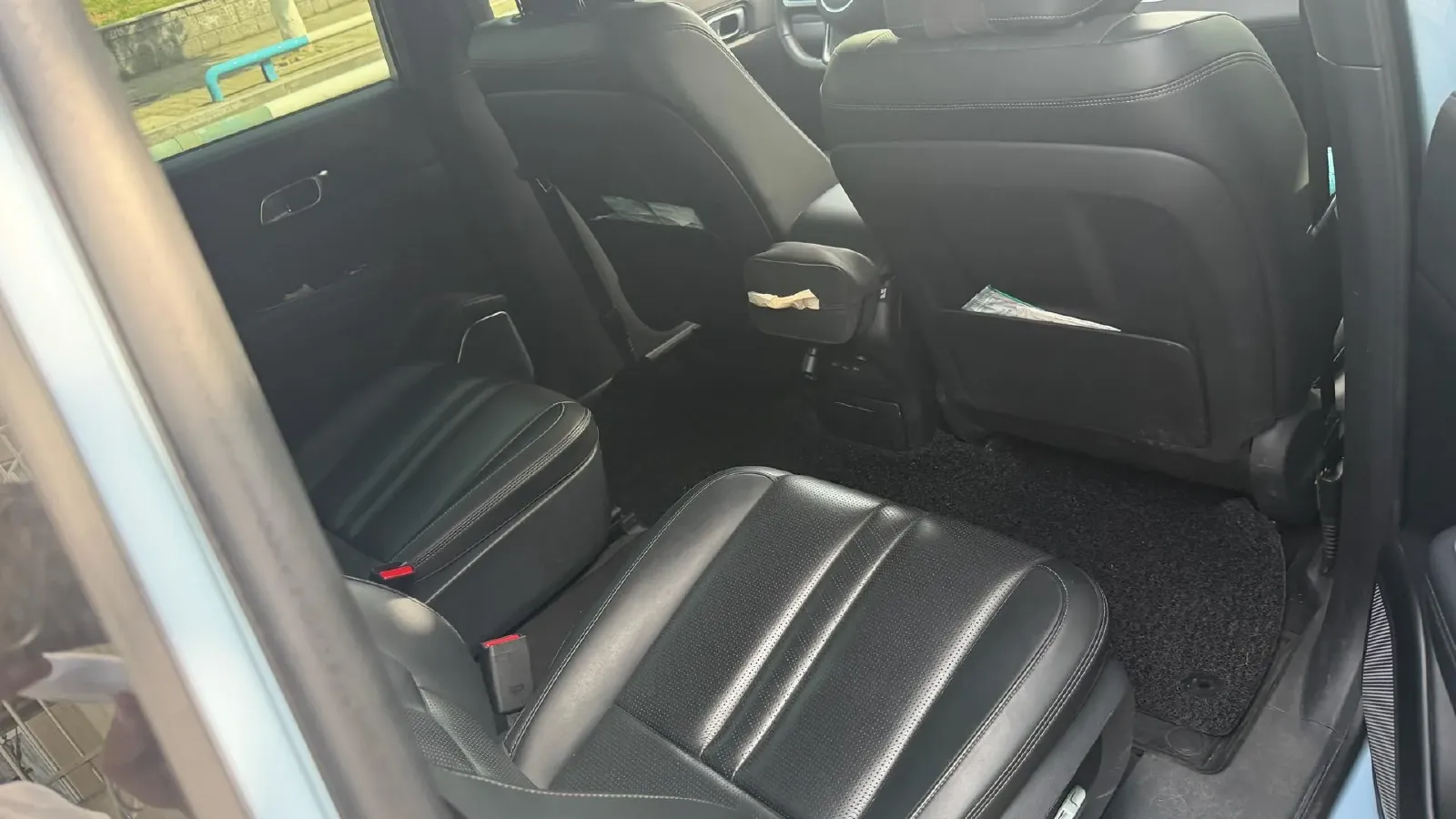 2020 Li ONE Range Extended 131HP REEV 40.5KWH,autocango,china used car exporter,china ev exporter,chinese used car exporter,chinese used ev exporter