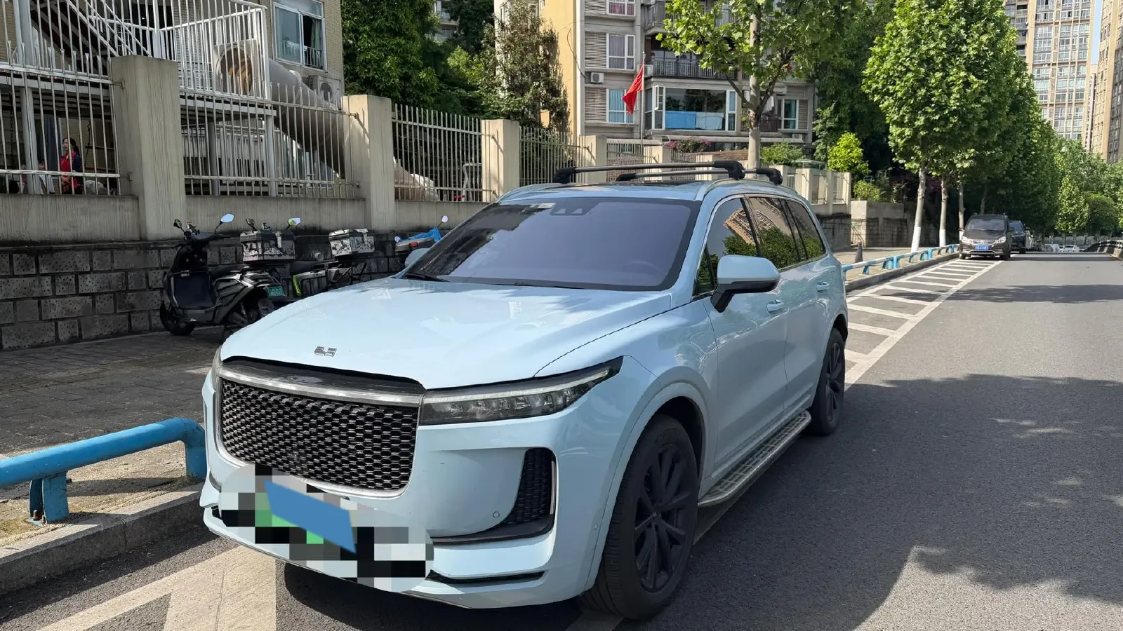 2020 Li ONE Range Extended 131HP REEV 40.5KWH,autocango,china used car exporter,china ev exporter,chinese used car exporter,chinese used ev exporter