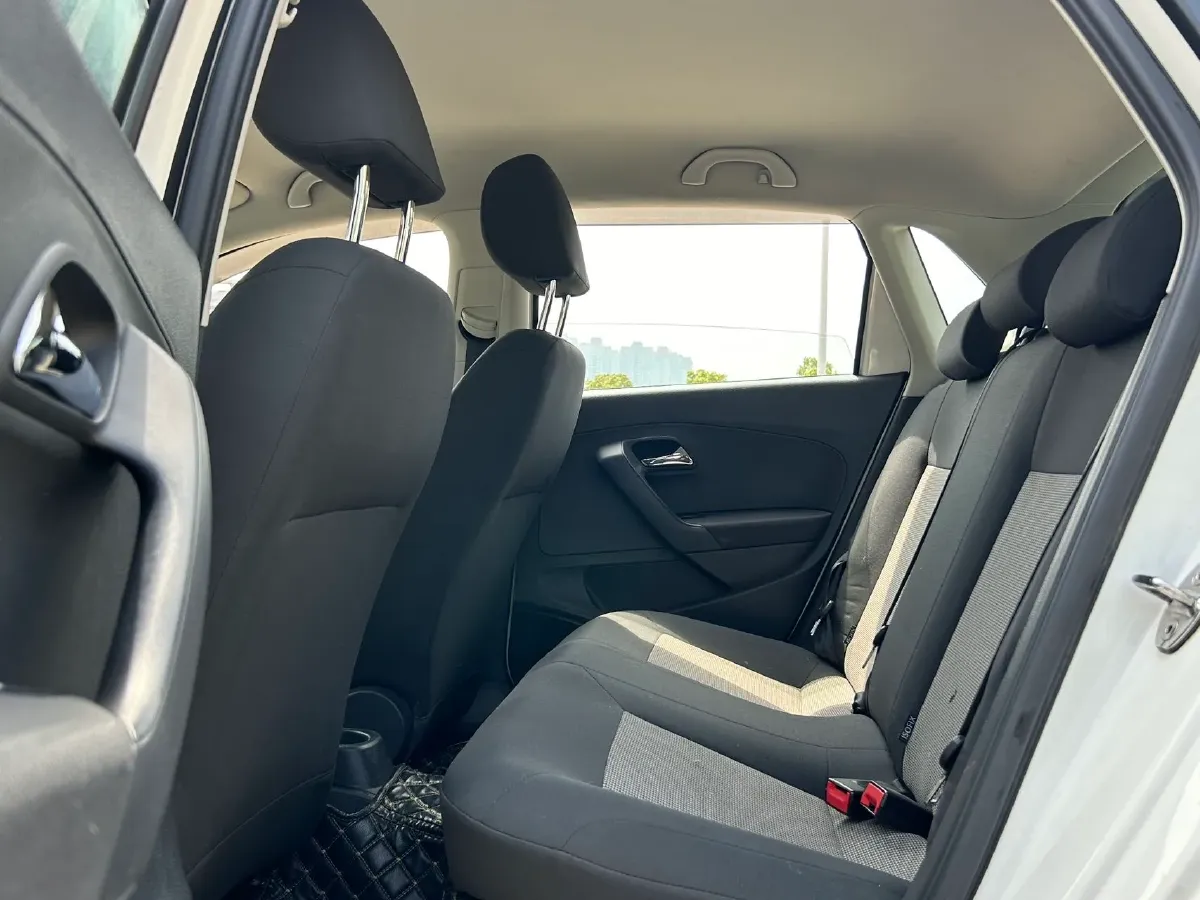 2016 Volkswagen Polo 1.4L 90HP L4 6AT,autocango,china used car exporter,china ev exporter,chinese used car exporter,chinese used ev exporter