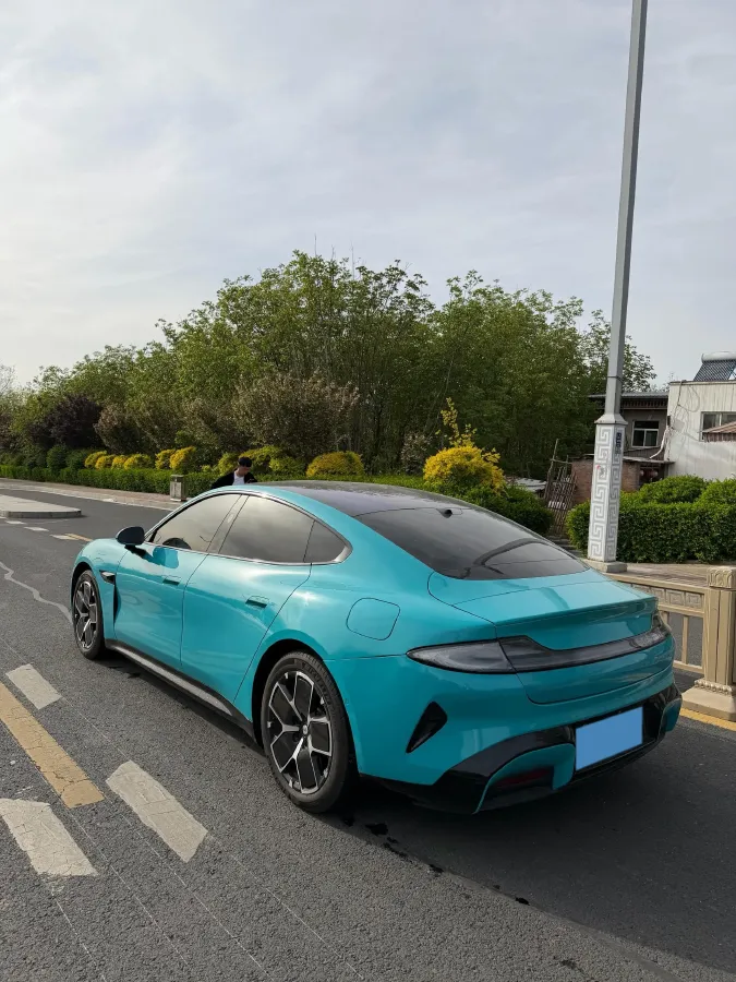 2024 MI SU7 BEV 73.6KWH,autocango,china used car exporter,china ev exporter,chinese used car exporter,chinese used ev exporter