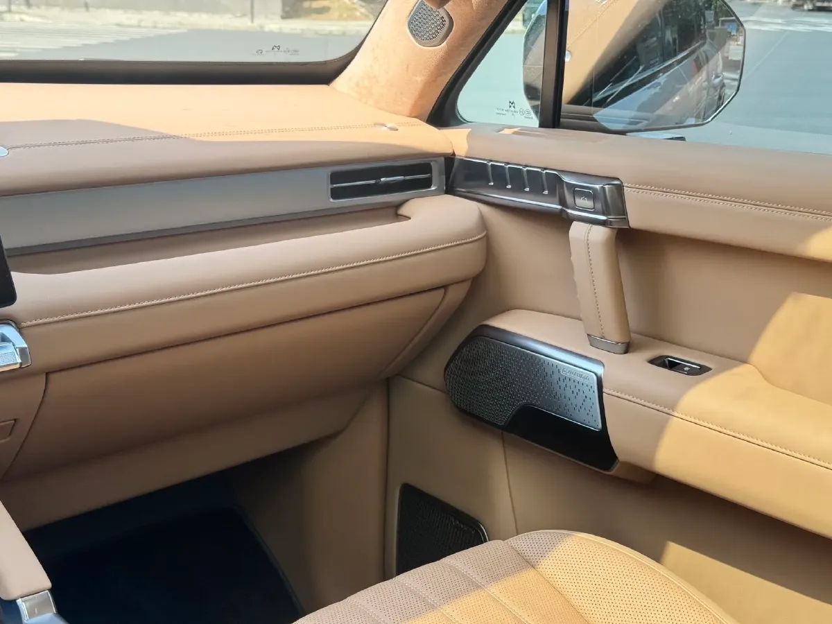 2025 M Hero WarriorM817 1.5T 197HP L4 2DHT PHEV,autocango,china used car exporter,china ev exporter,chinese used car exporter,chinese used ev exporter