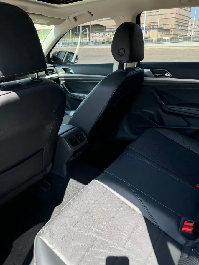 2019 Volkswagen Lavida 1.5L 113HP L4 6AT,autocango,china used car exporter,china ev exporter,chinese used car exporter,chinese used ev exporter