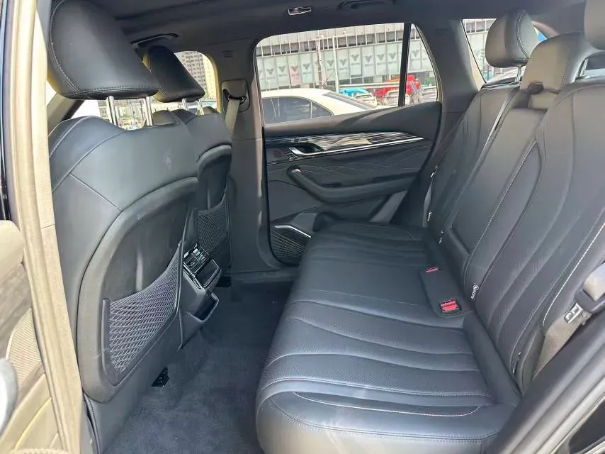 2024 Geely Monjaro 2.0T 218HP L4 7DCT,autocango,china used car exporter,china ev exporter,chinese used car exporter,chinese used ev exporter