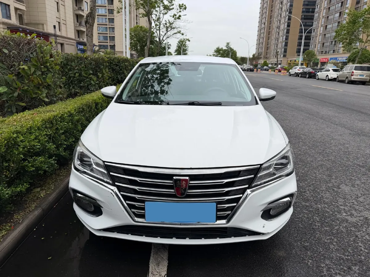 2020 Roewe i5 1.5L 120HP L4 CVT,autocango,china used car exporter,china ev exporter,chinese used car exporter,chinese used ev exporter