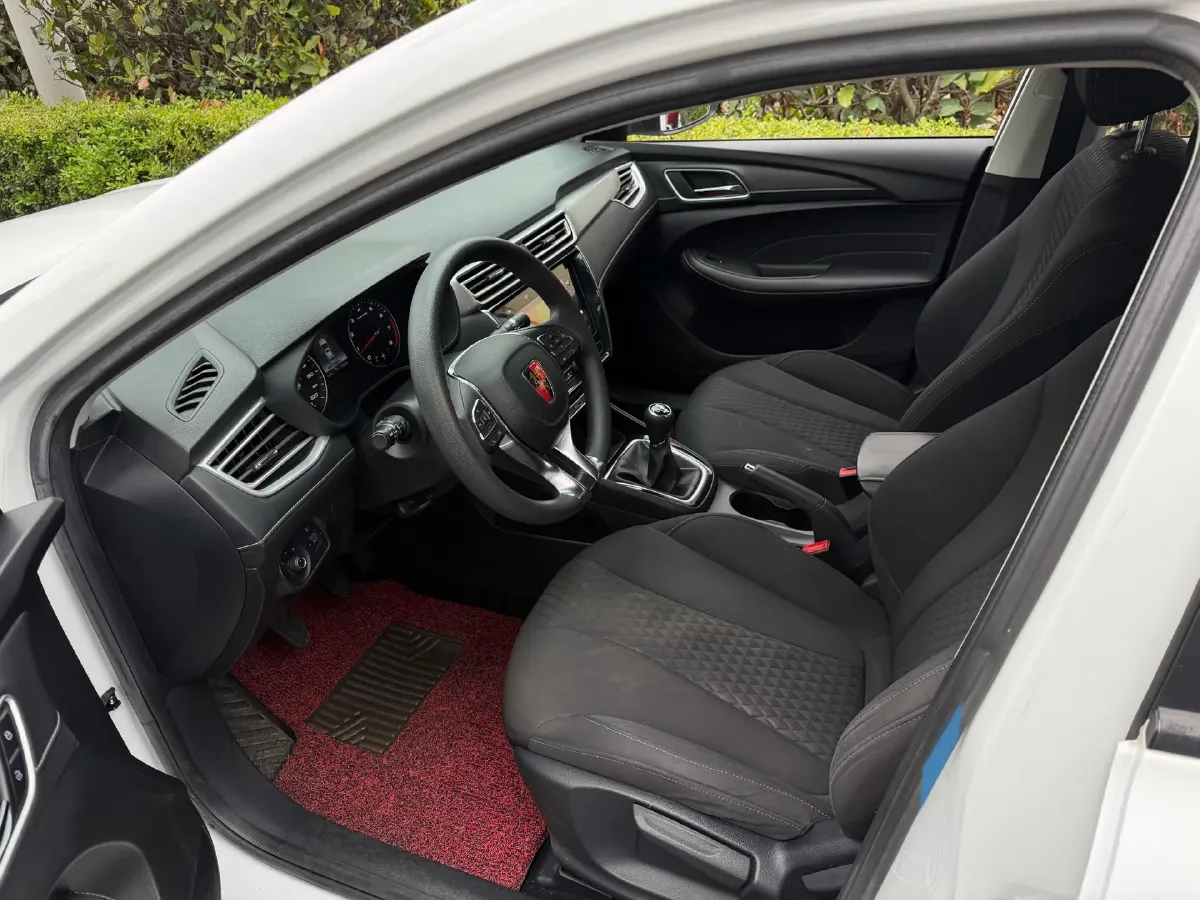 2020 Roewe i5 1.5L 120HP L4 CVT,autocango,china used car exporter,china ev exporter,chinese used car exporter,chinese used ev exporter