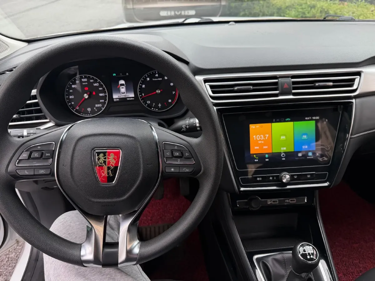 2020 Roewe i5 1.5L 120HP L4 CVT,autocango,china used car exporter,china ev exporter,chinese used car exporter,chinese used ev exporter