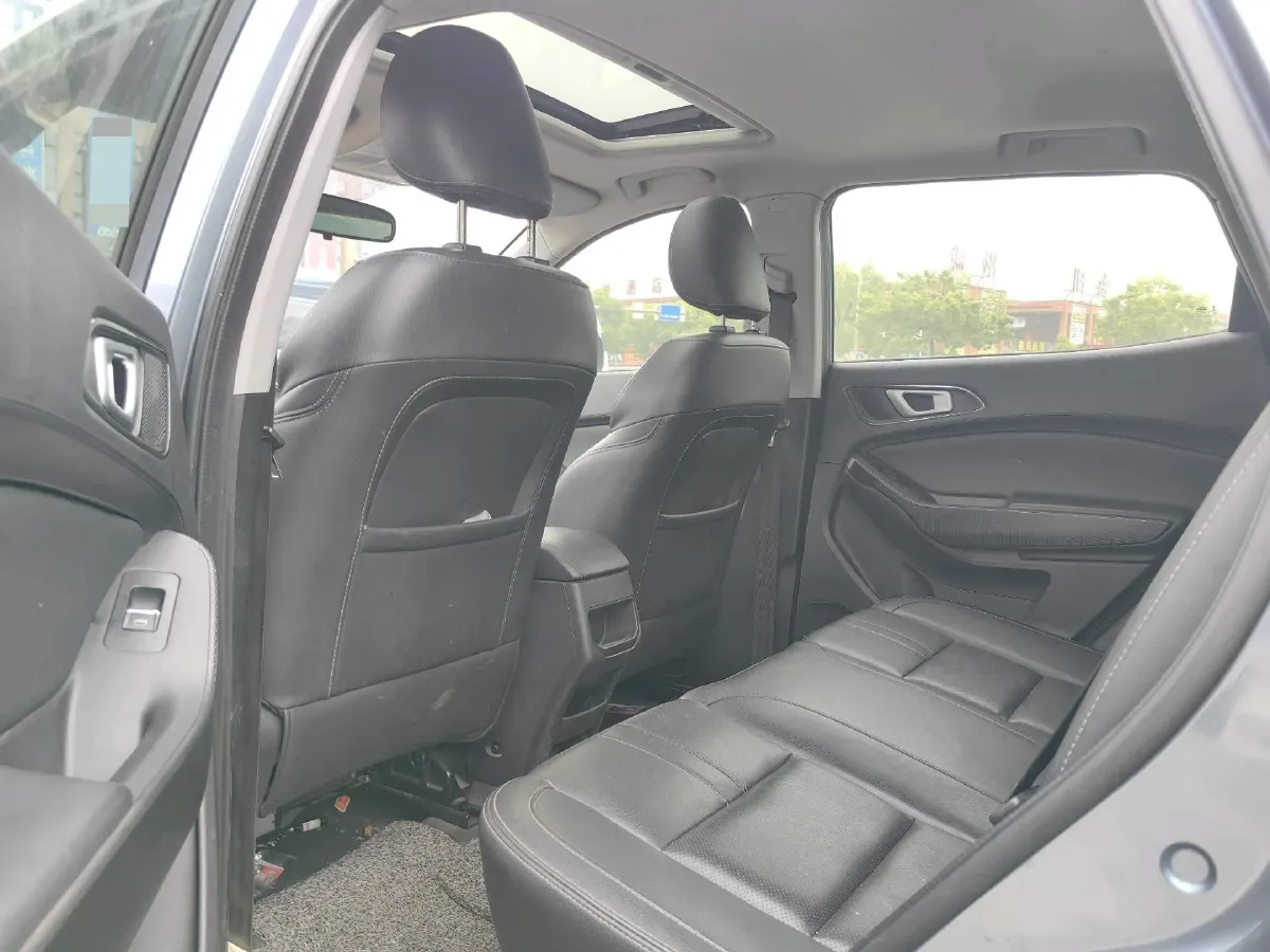 2019 Chery Tiggo 5x 1.5L 116HP L4 CVT,autocango,china used car exporter,china ev exporter,chinese used car exporter,chinese used ev exporter