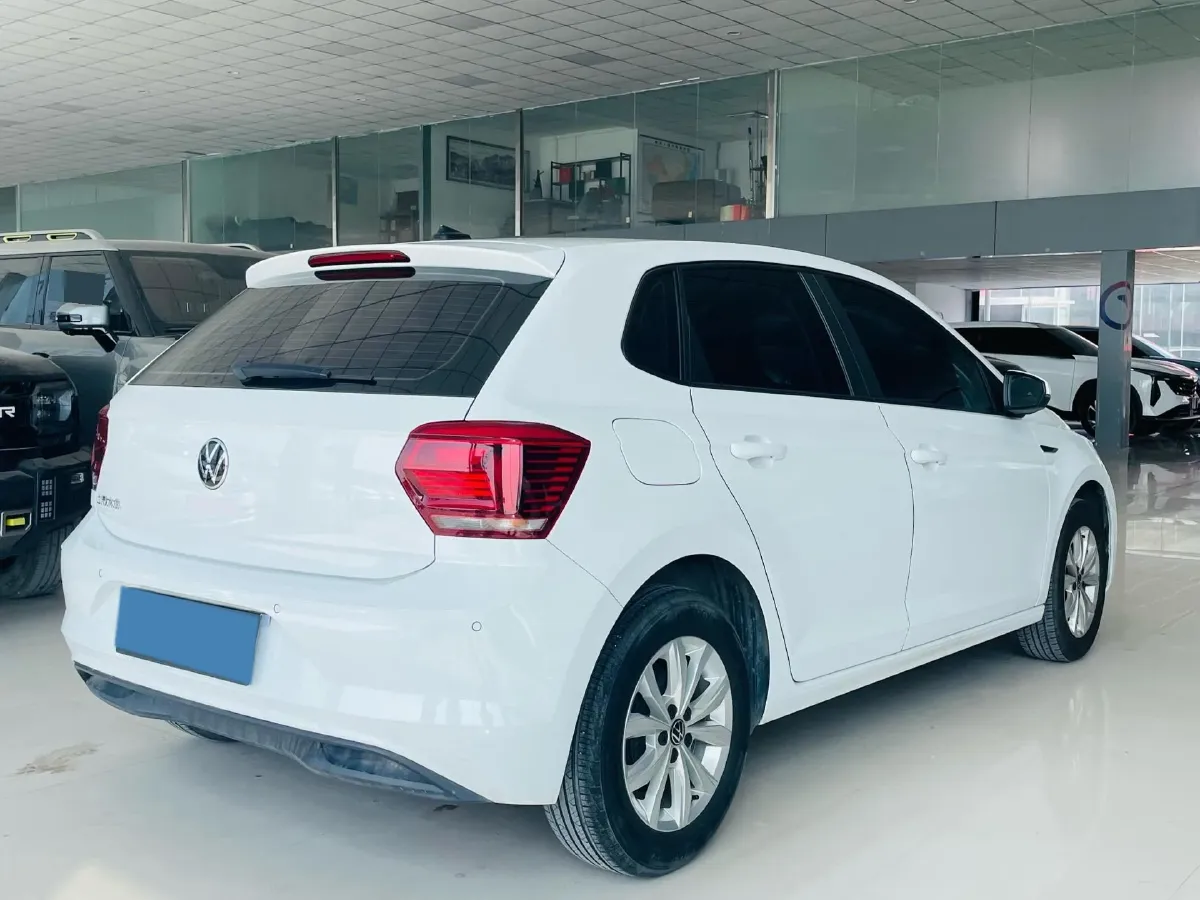 2023 Volkswagen Polo 1.5L 110HP L4 6AT,autocango,china used car exporter,china ev exporter,chinese used car exporter,chinese used ev exporter