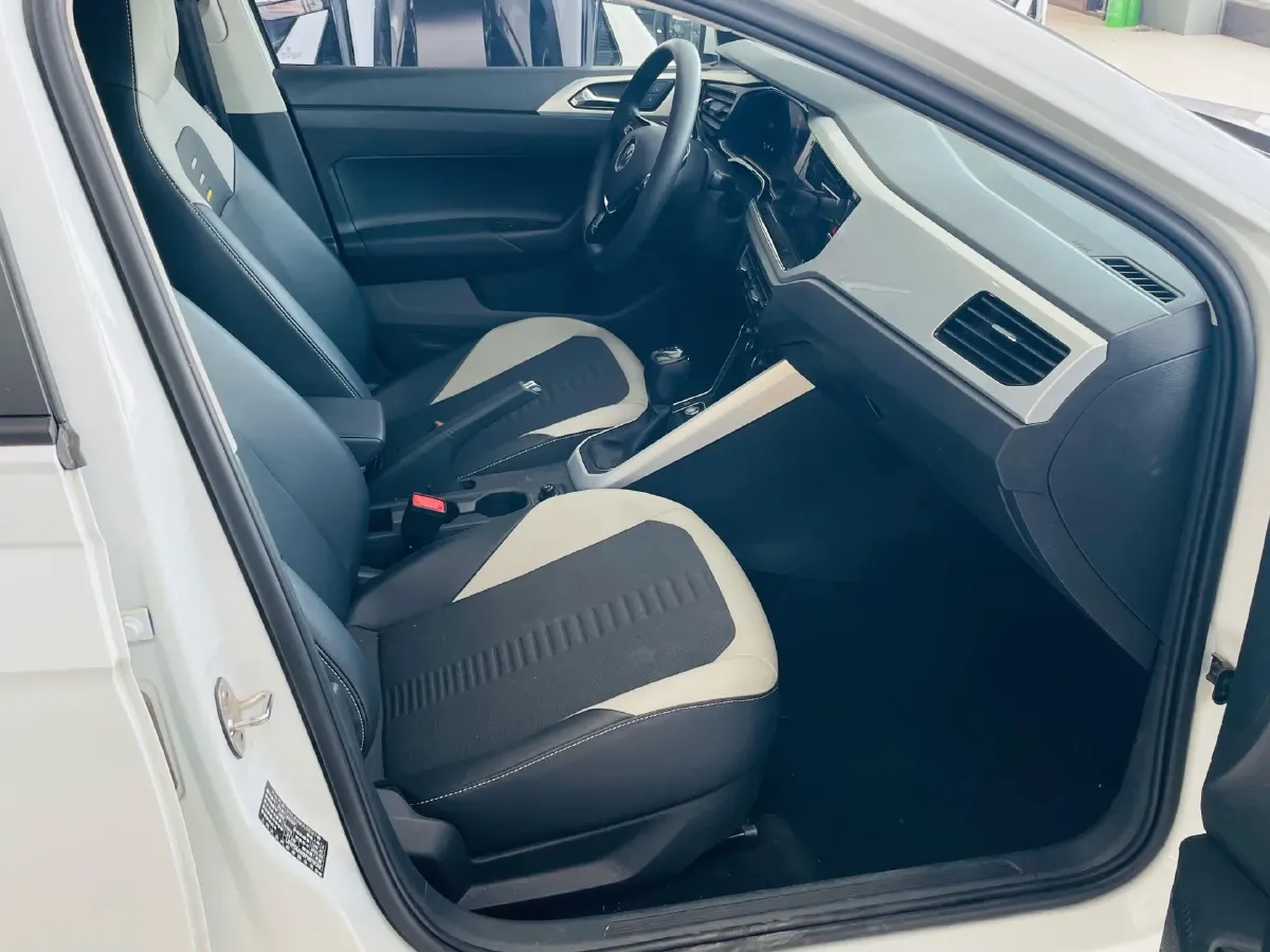 2023 Volkswagen Polo 1.5L 110HP L4 6AT,autocango,china used car exporter,china ev exporter,chinese used car exporter,chinese used ev exporter