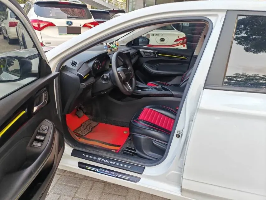 2021 Roewe i5 1.5L 120HP L4 CVT,autocango,china used car exporter,china ev exporter,chinese used car exporter,chinese used ev exporter