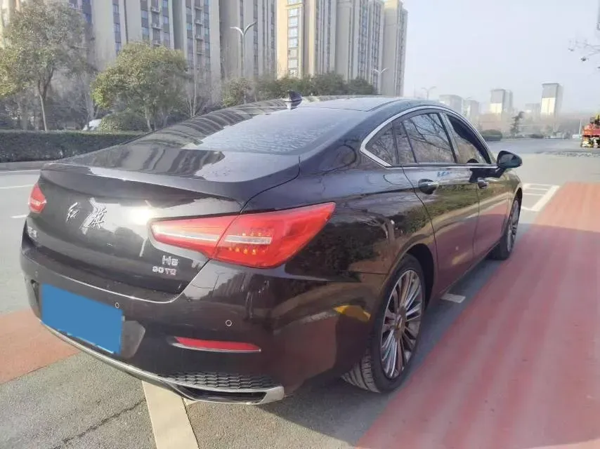2020 HongQi H5 1.5T 169HP L4 7DCT,autocango,china used car exporter,china ev exporter,chinese used car exporter,chinese used ev exporter