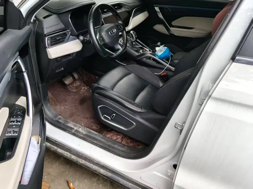 2022 Geely Azkarra 1.8T 184HP L4 7DCT,autocango,china used car exporter,china ev exporter,chinese used car exporter,chinese used ev exporter