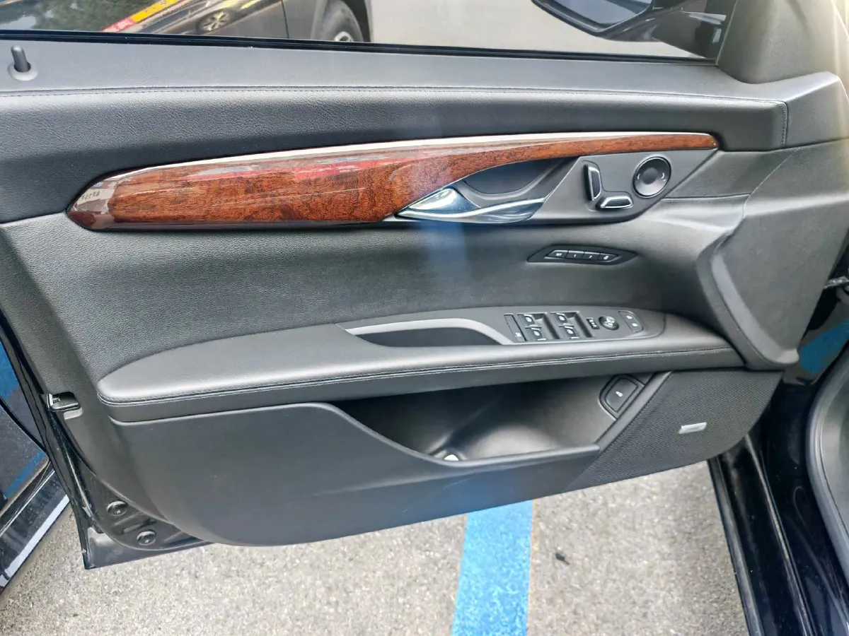 2020 Cadillac CT6 2.0T 241HP L4 10AT,autocango,china used car exporter,china ev exporter,chinese used car exporter,chinese used ev exporter