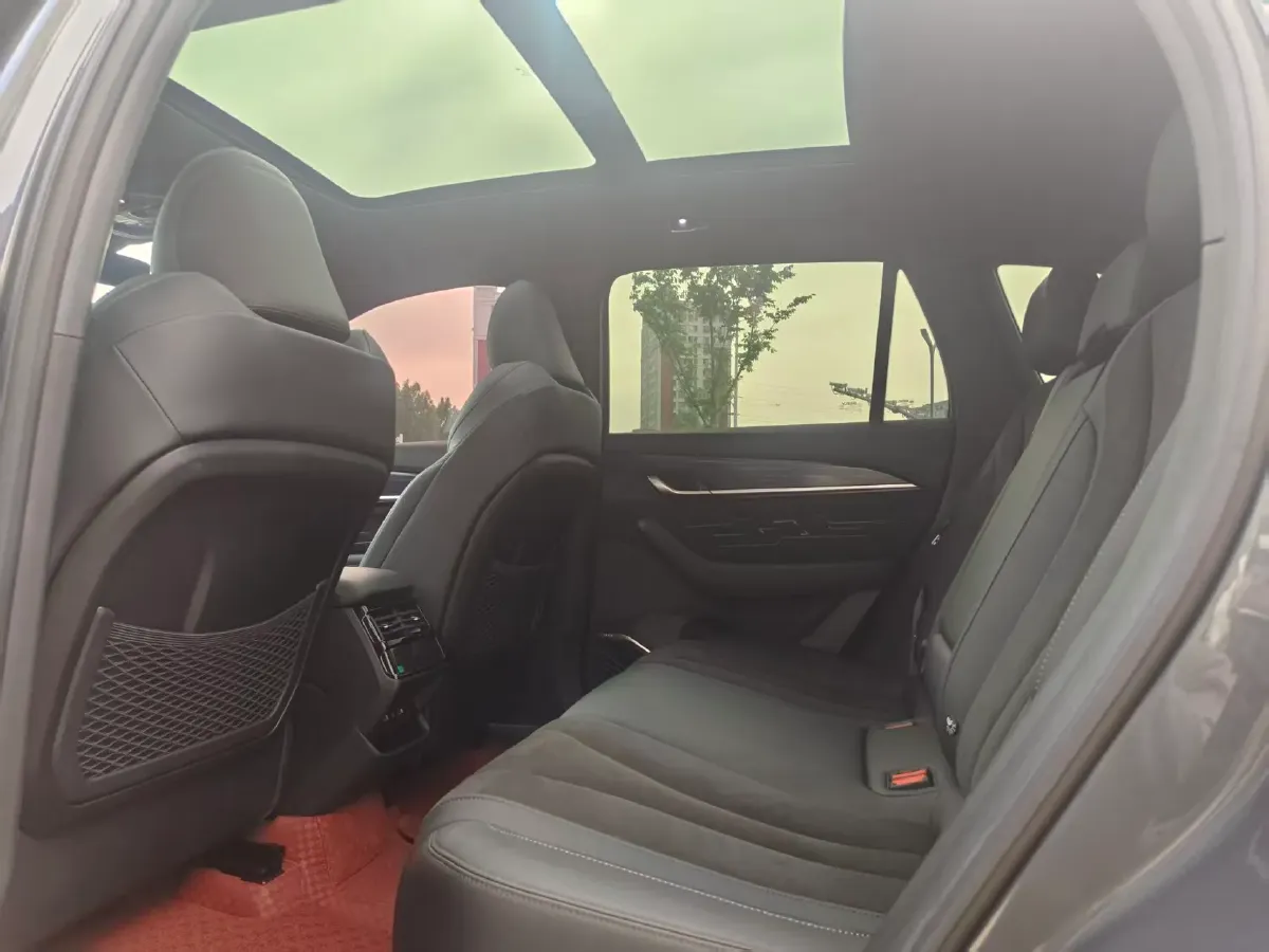 2024 Geely Monjaro 2.0T 238HP L4 8AT,autocango,china used car exporter,china ev exporter,chinese used car exporter,chinese used ev exporter