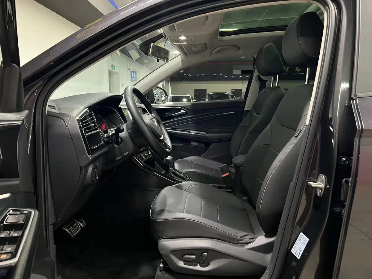 2021 Jetta VS7 1.4T 150HP L4 6AT,autocango,china used car exporter,china ev exporter,chinese used car exporter,chinese used ev exporter