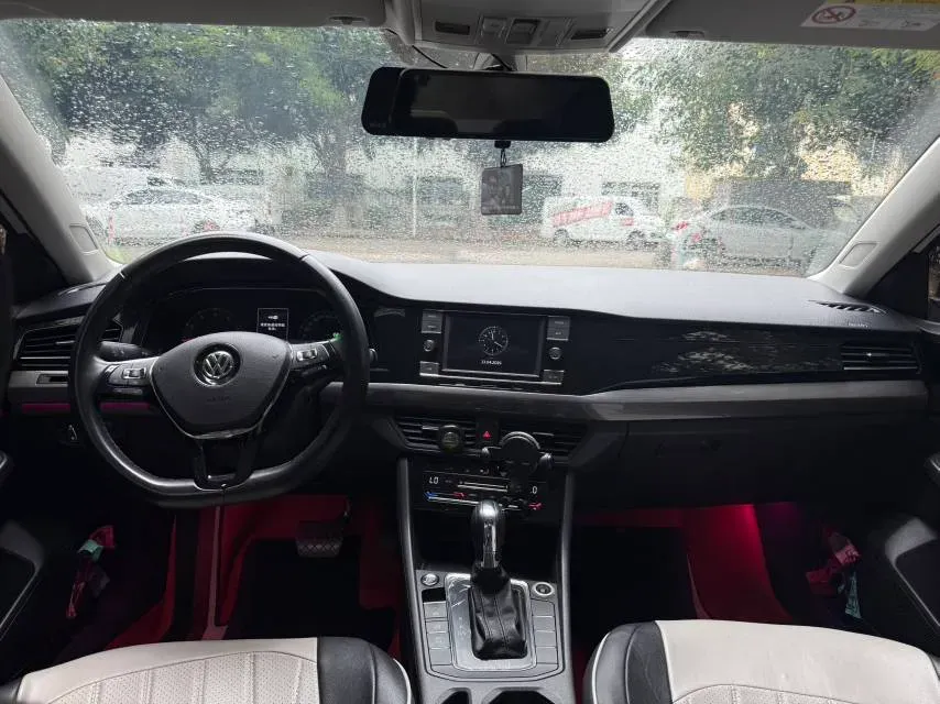 2020 Volkswagen Bora 1.5L 113HP L4 6AT,autocango,china used car exporter,china ev exporter,chinese used car exporter,chinese used ev exporter