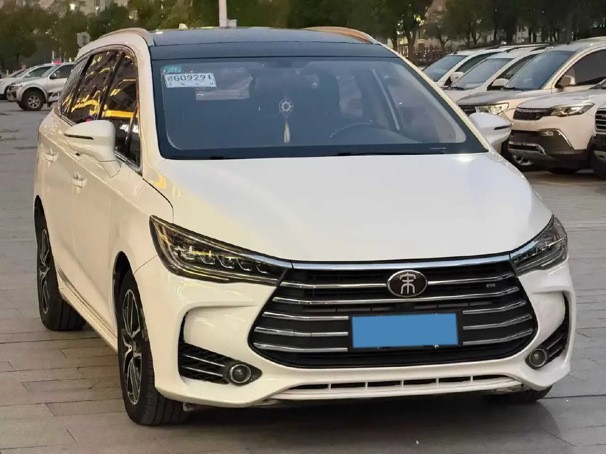 2017 BYD Song MAX 1.5T 154HP L4 6DCT,autocango,china used car exporter,china ev exporter,chinese used car exporter,chinese used ev exporter
