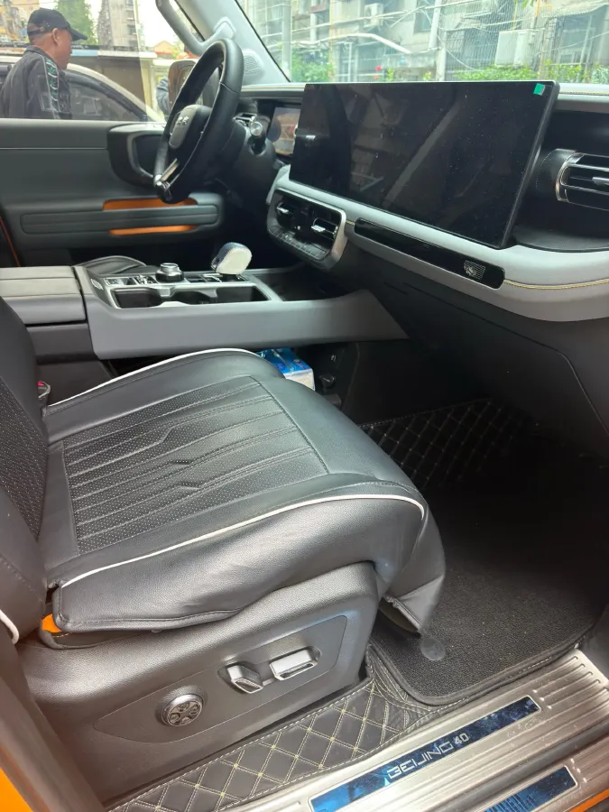 2024 Beijing BJ40 2.0T 245HP L4 8AT,autocango,china used car exporter,china ev exporter,chinese used car exporter,chinese used ev exporter