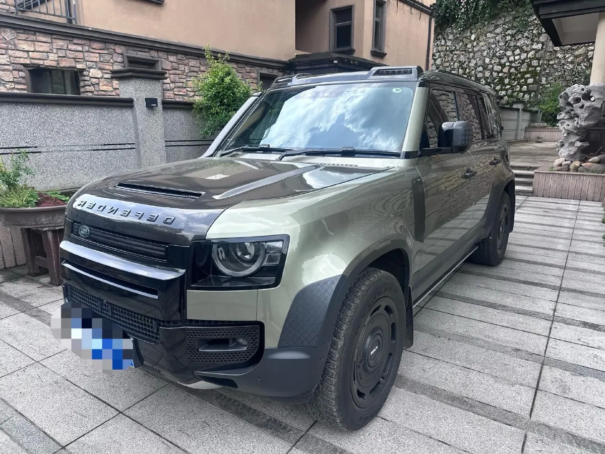 2023 Land Rover Defender 3.0T 400HP L6 8AT,autocango,china used car exporter,china ev exporter,chinese used car exporter,chinese used ev exporter