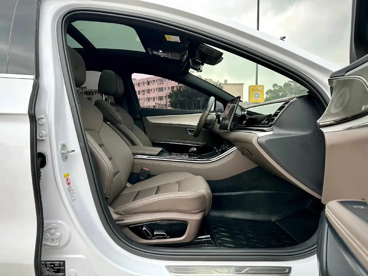 2020 WEY VV7 2.0T 227HP L4 7DCT PHEV,autocango,china used car exporter,china ev exporter,chinese used car exporter,chinese used ev exporter