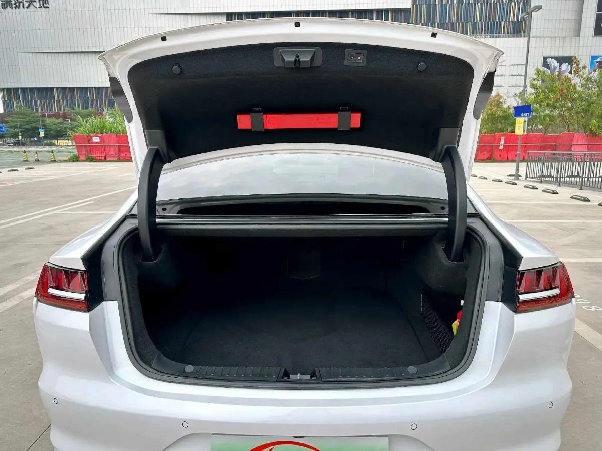 2020 WEY VV7 2.0T 227HP L4 7DCT PHEV,autocango,china used car exporter,china ev exporter,chinese used car exporter,chinese used ev exporter