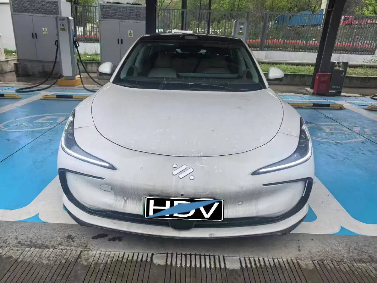 2024 IM L6 BEV 75KWH,autocango,china used car exporter,china ev exporter,chinese used car exporter,chinese used ev exporter