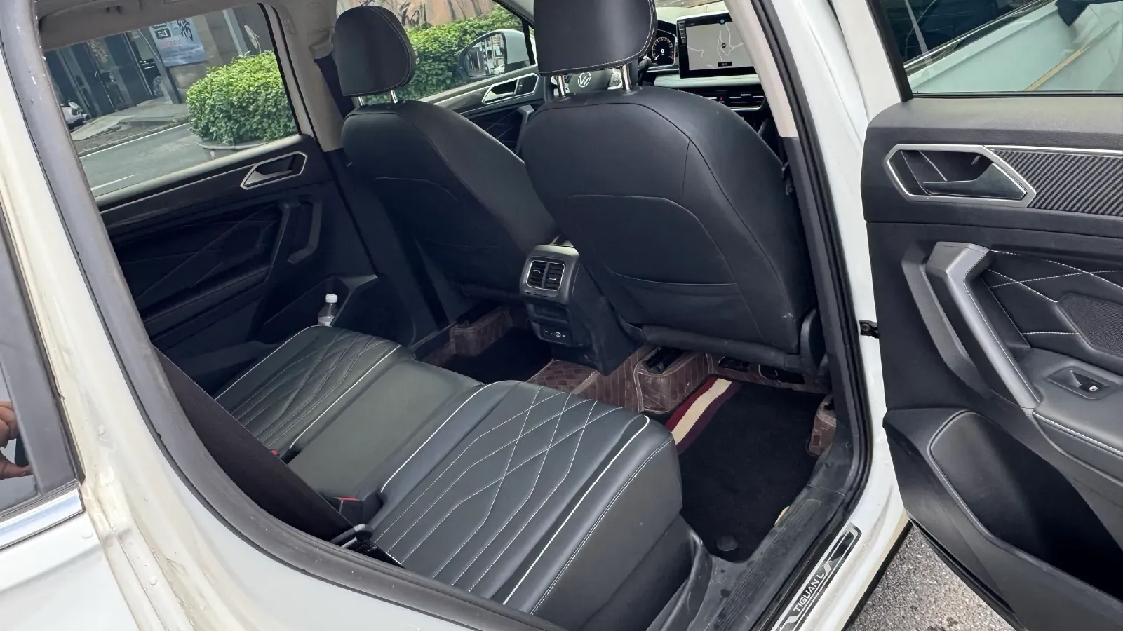 2024 Volkswagen Tiguan L 2.0T 186HP L4 7DCT,autocango,china used car exporter,china ev exporter,chinese used car exporter,chinese used ev exporter