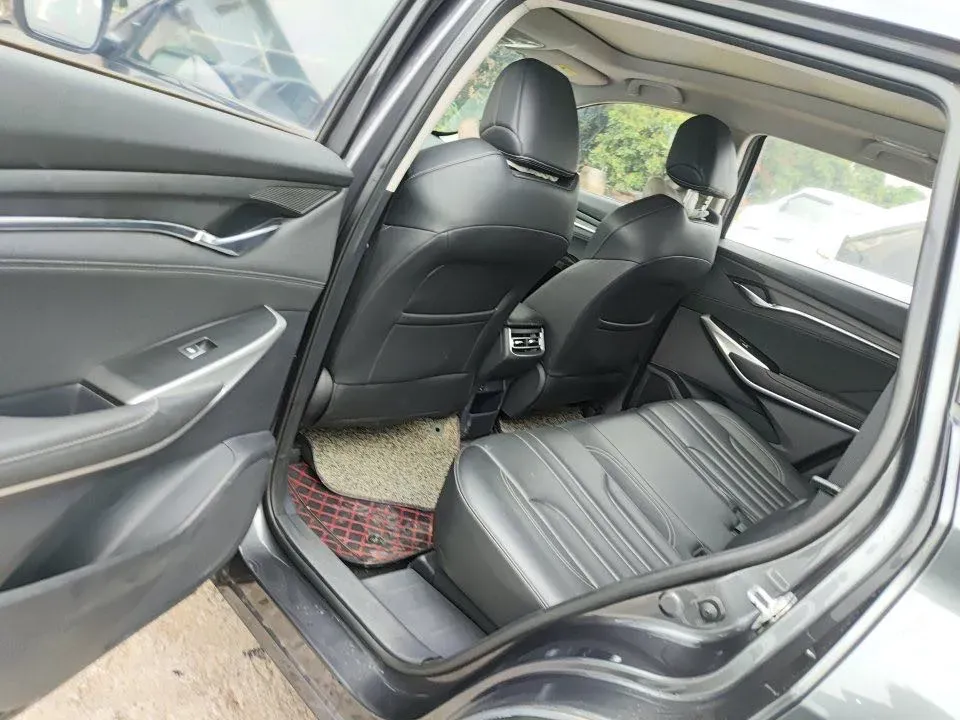 2020 ChangAn CS75 Plus 1.5T 178HP L4 6AT,autocango,china used car exporter,china ev exporter,chinese used car exporter,chinese used ev exporter