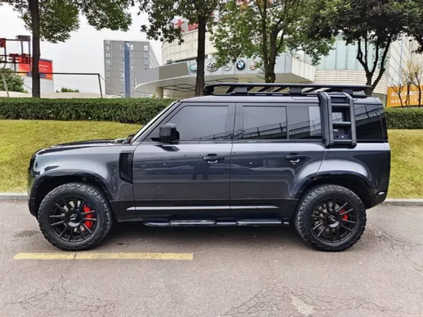 2021 Land Rover Defender 3.0T 400HP L6 8AT,autocango,china used car exporter,china ev exporter,chinese used car exporter,chinese used ev exporter