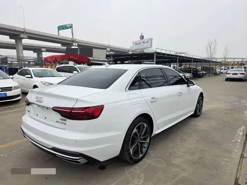 2020 Audi A4L 2.0T 190HP L4 7DCT,autocango,china used car exporter,china ev exporter,chinese used car exporter,chinese used ev exporter