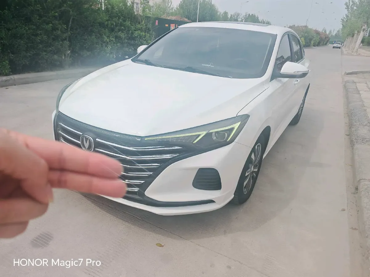 2021 ChangAn Eado 1.6L 128HP L4 5MT,autocango,china used car exporter,china ev exporter,chinese used car exporter,chinese used ev exporter