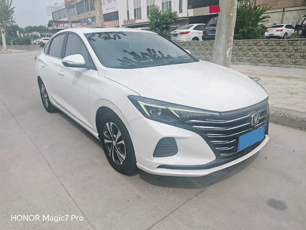 2021 ChangAn Eado 1.6L 128HP L4 5MT,autocango,china used car exporter,china ev exporter,chinese used car exporter,chinese used ev exporter