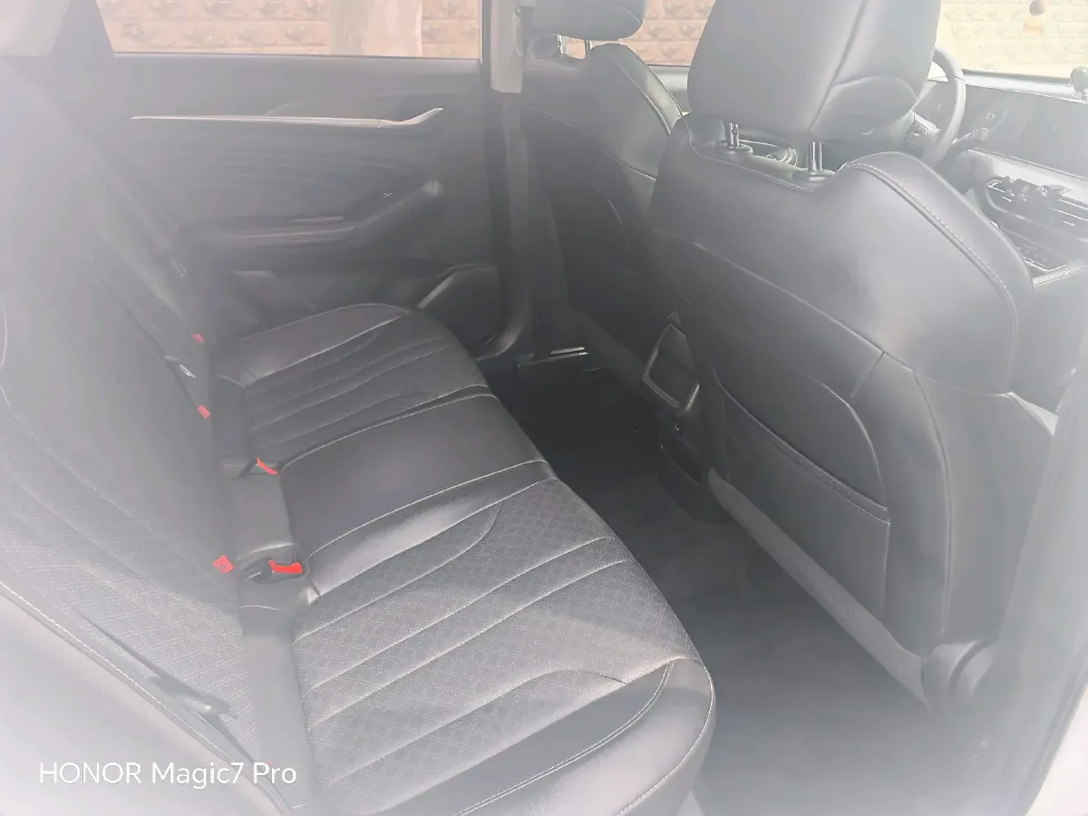 2021 ChangAn Eado 1.6L 128HP L4 5MT,autocango,china used car exporter,china ev exporter,chinese used car exporter,chinese used ev exporter