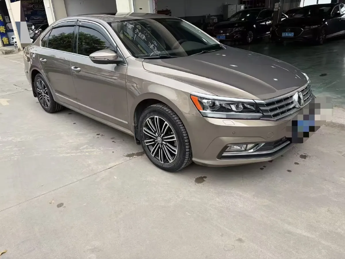 2017 Volkswagen Passat 1.8T 180HP L4 7DCT,autocango,china used car exporter,china ev exporter,chinese used car exporter,chinese used ev exporter