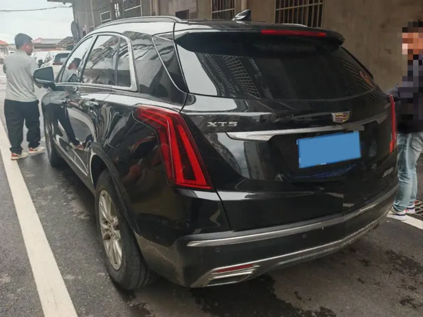2022 Cadillac XT5 2.0T 237HP L4 9AT,autocango,china used car exporter,china ev exporter,chinese used car exporter,chinese used ev exporter
