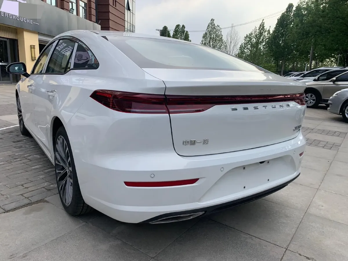 2024 Bestune B70 2.0T 224HP L4 6AT,autocango,china used car exporter,china ev exporter,chinese used car exporter,chinese used ev exporter