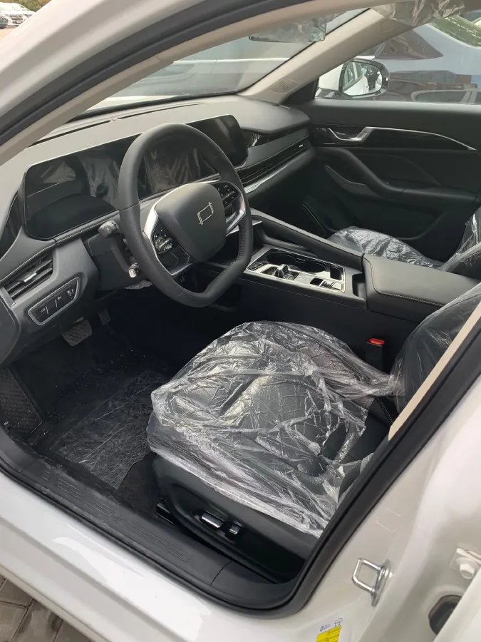 2024 Bestune B70 2.0T 224HP L4 6AT,autocango,china used car exporter,china ev exporter,chinese used car exporter,chinese used ev exporter