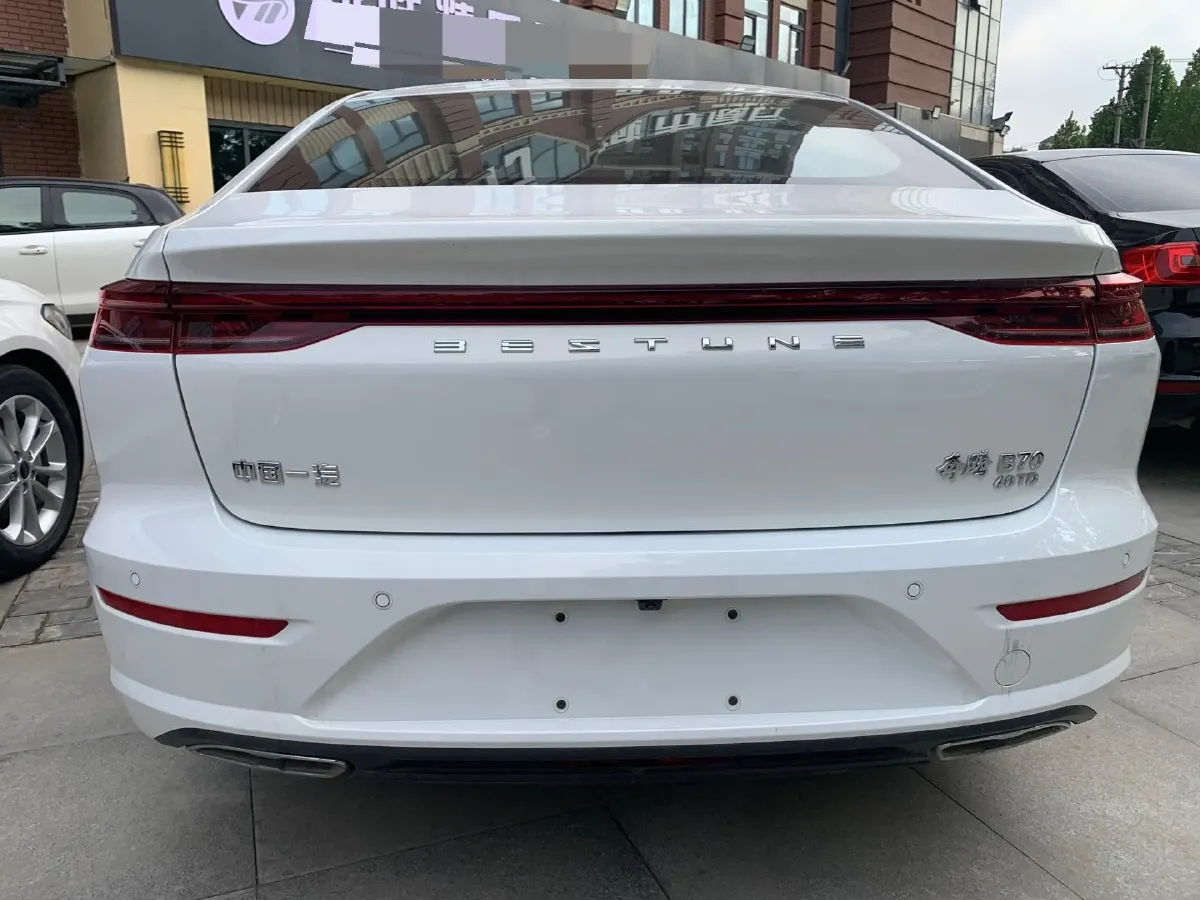 2024 Bestune B70 2.0T 224HP L4 6AT,autocango,china used car exporter,china ev exporter,chinese used car exporter,chinese used ev exporter