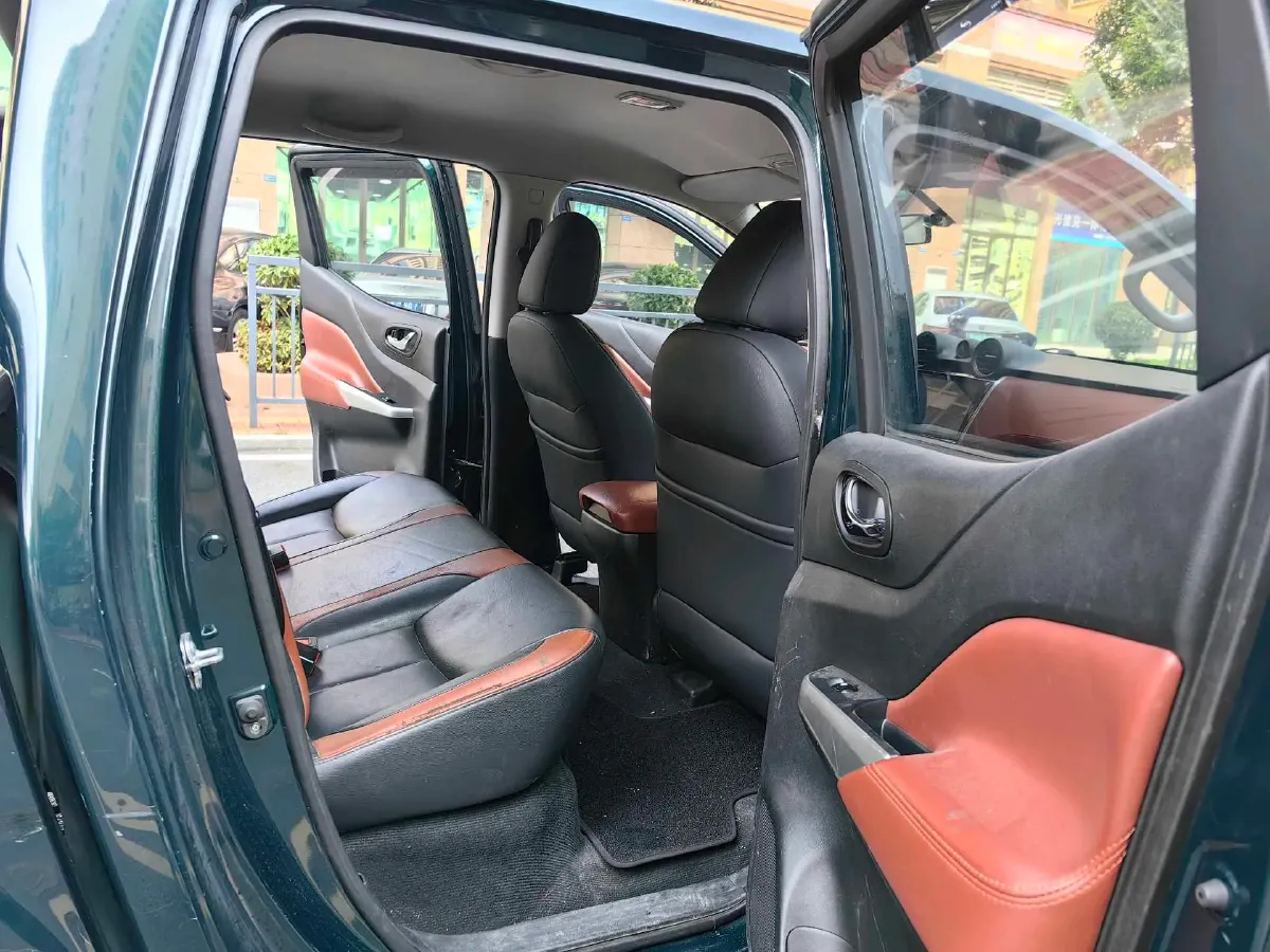 2020 Dongfeng RuiQi 6 2.4L 158HP L4 5MT,autocango,china used car exporter,china ev exporter,chinese used car exporter,chinese used ev exporter