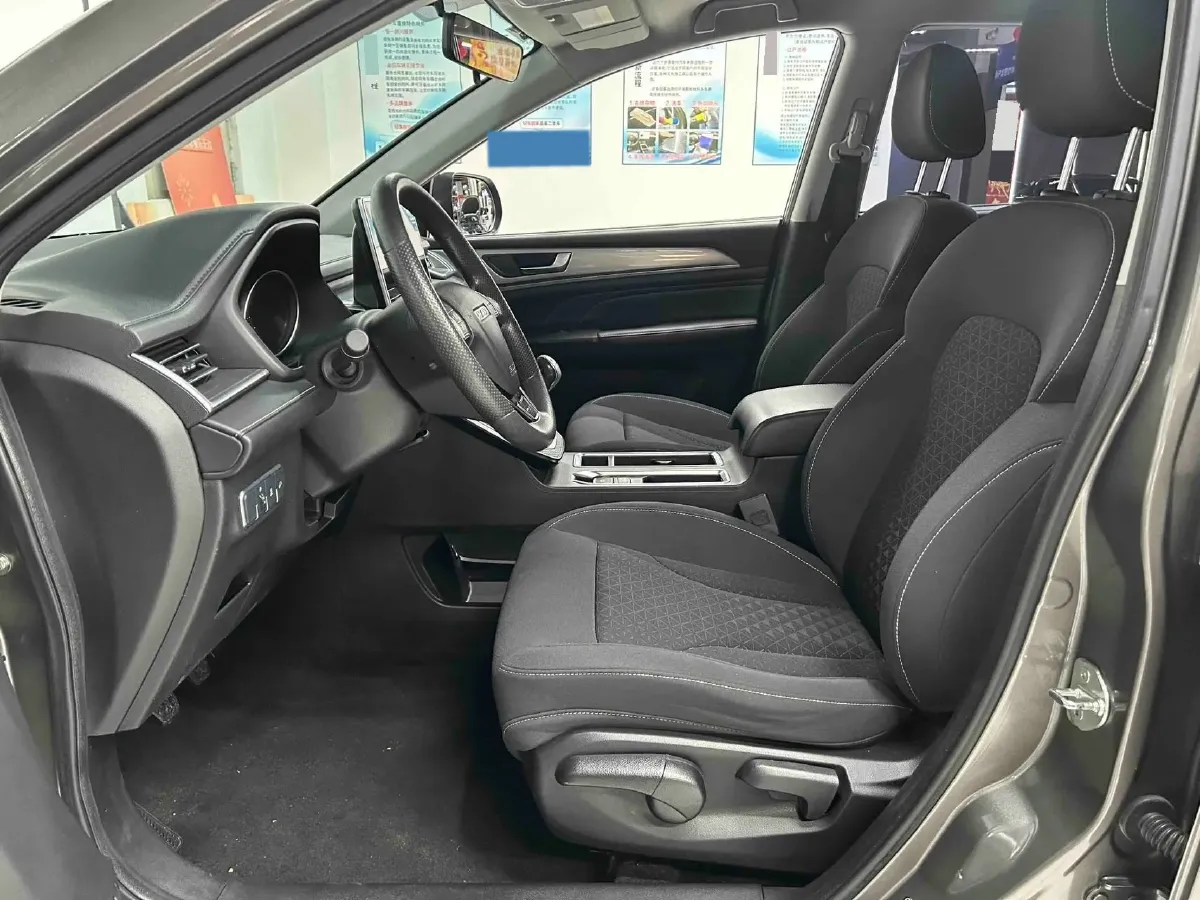 2021 Haval M6 1.5T 150HP L4 6MT,autocango,china used car exporter,china ev exporter,chinese used car exporter,chinese used ev exporter