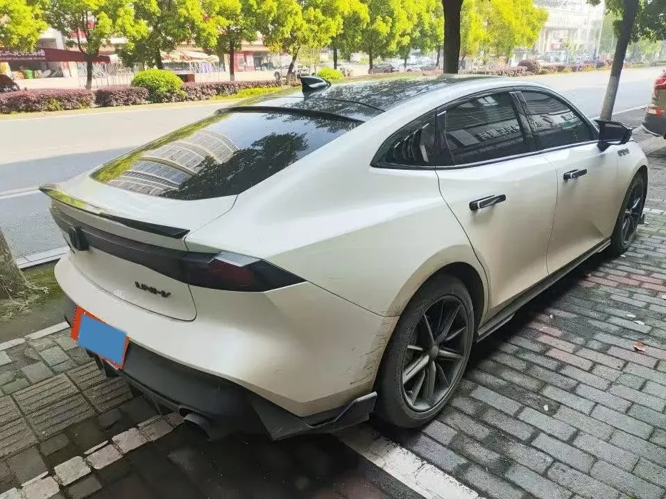 2022 ChangAn UNI-V 1.5T 188HP L4 7DCT,autocango,china used car exporter,china ev exporter,chinese used car exporter,chinese used ev exporter