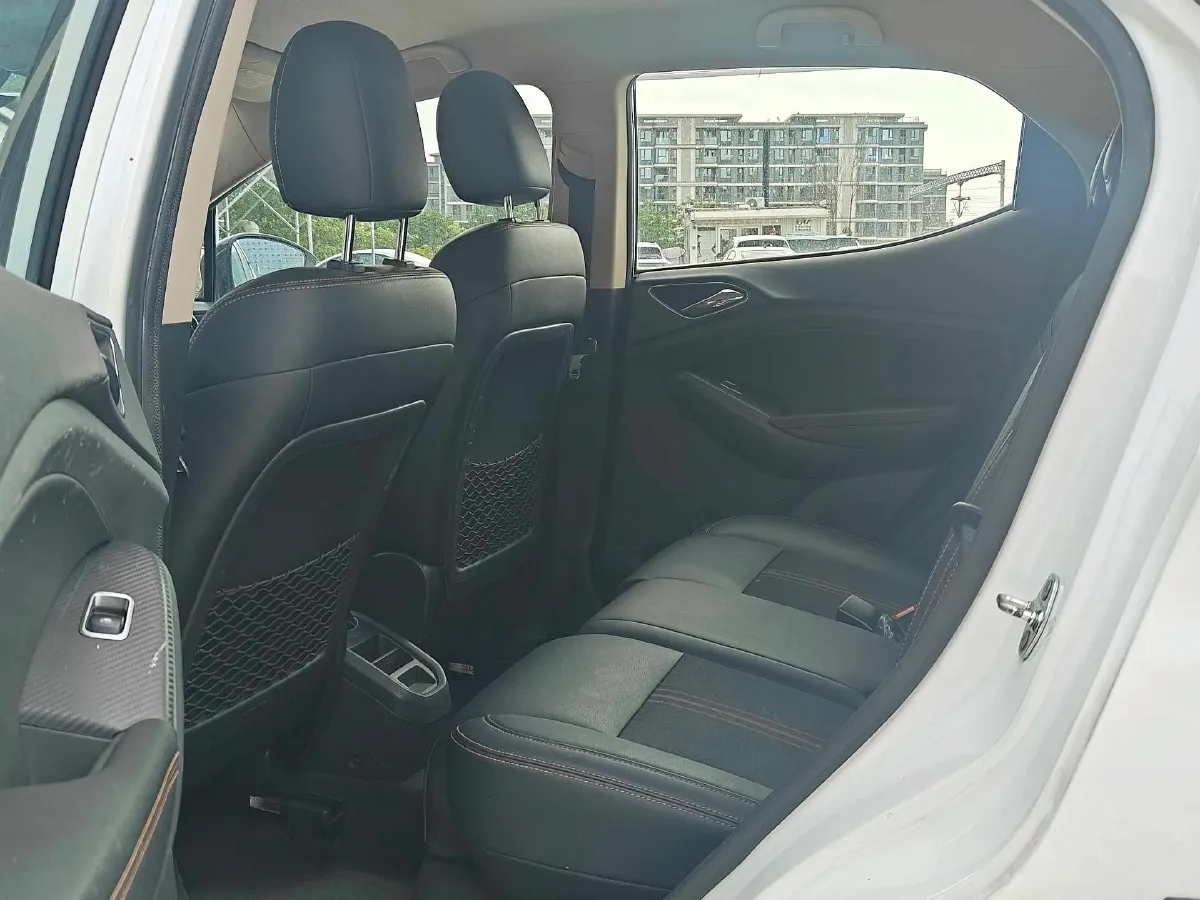 2017 BYD Yuan 1.5L 109HP L4 6DCT,autocango,china used car exporter,china ev exporter,chinese used car exporter,chinese used ev exporter